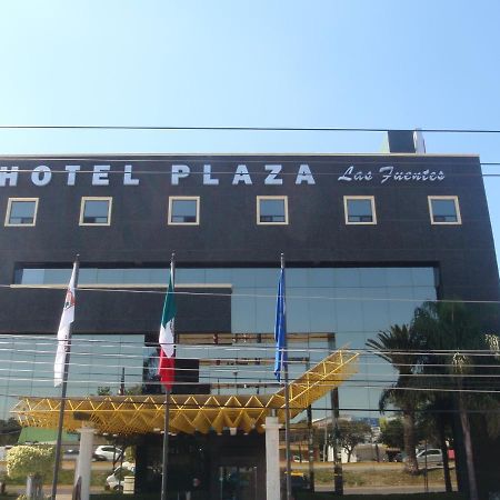Hotel Plaza Las Fuentes Cuautlancingo ภายนอก รูปภาพ