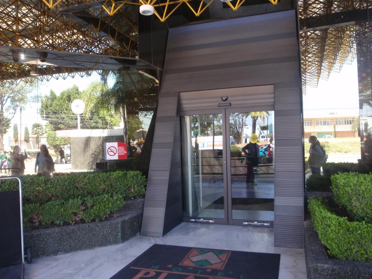 Hotel Plaza Las Fuentes Cuautlancingo ภายนอก รูปภาพ